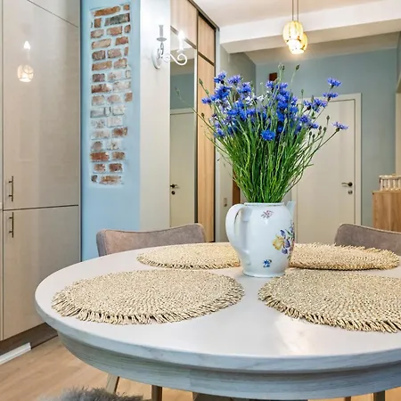 Calm Oasis In Center Apartamento