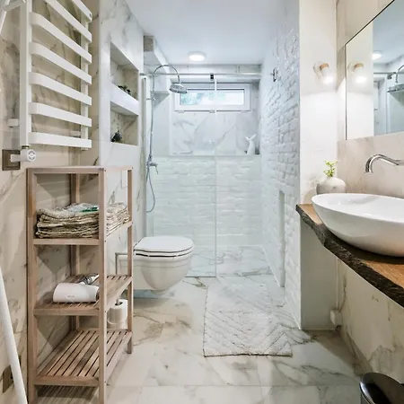 Calm Oasis In Center